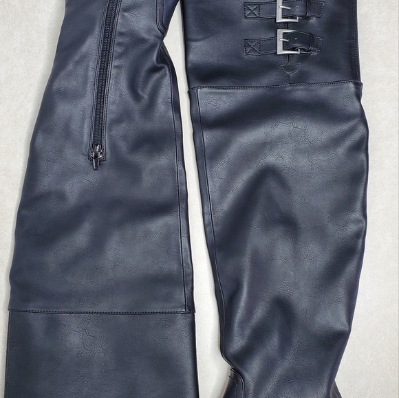 Maurices Over the Knee Boots Black Buckle Design Womens Size 6 - Picture 2 of 12